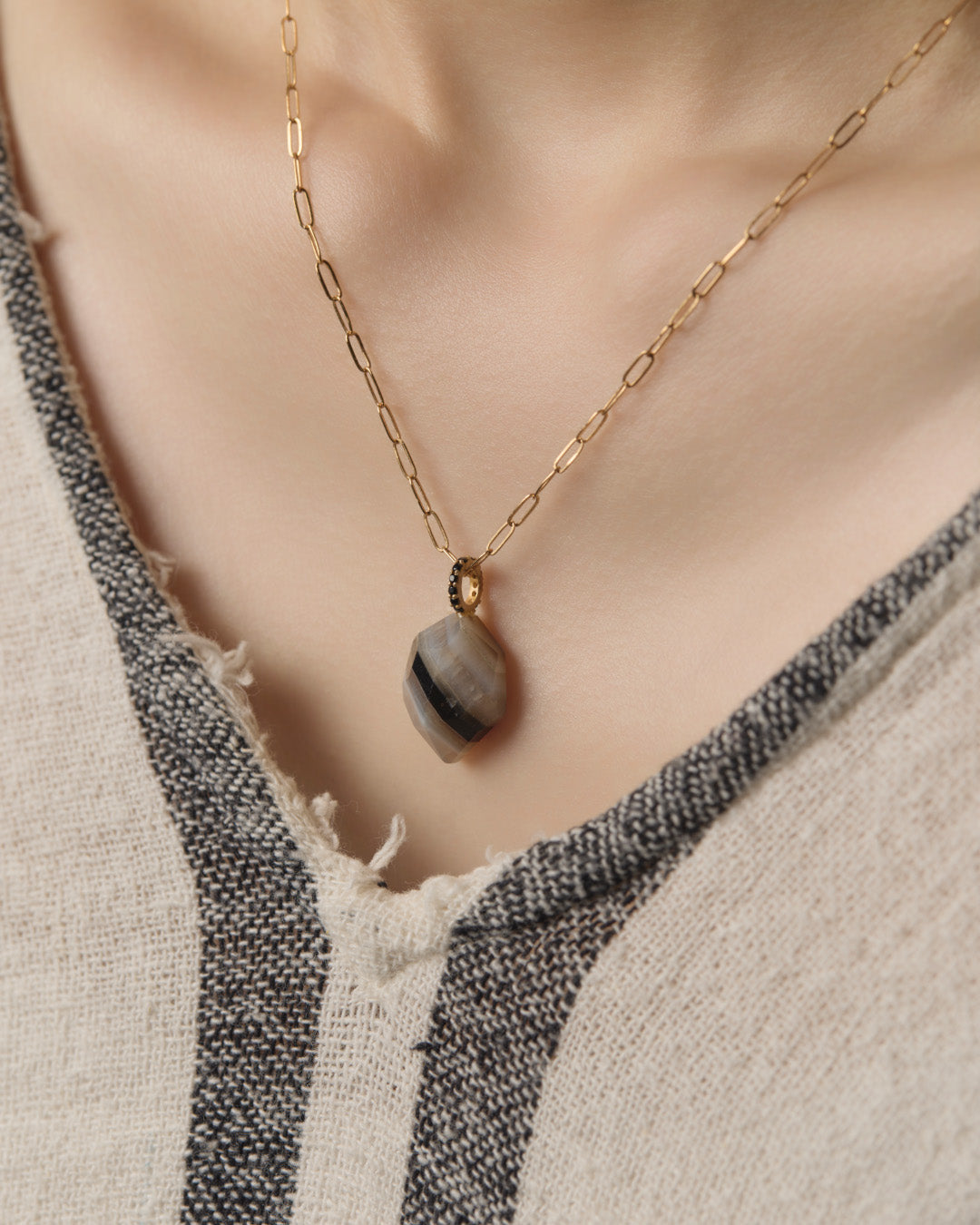 RAW-STONE CHARM - Onyx - #N015