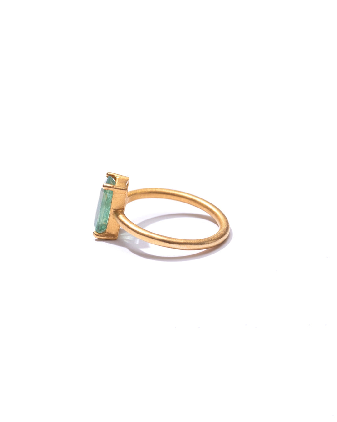 RAW-STONE RING  -  Green Kyanite -  #123