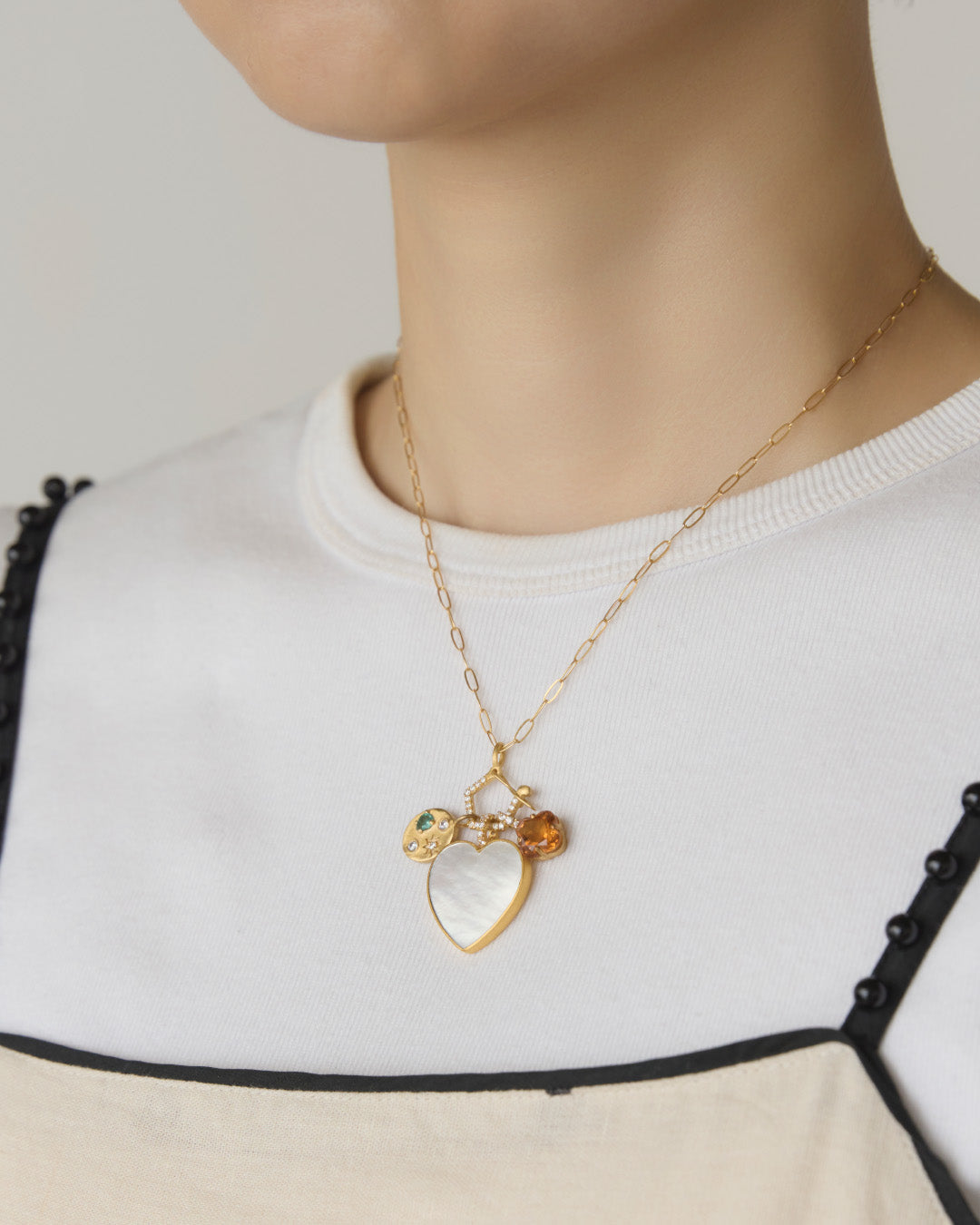 FRAGMENT CHARM L - Shell -  #003