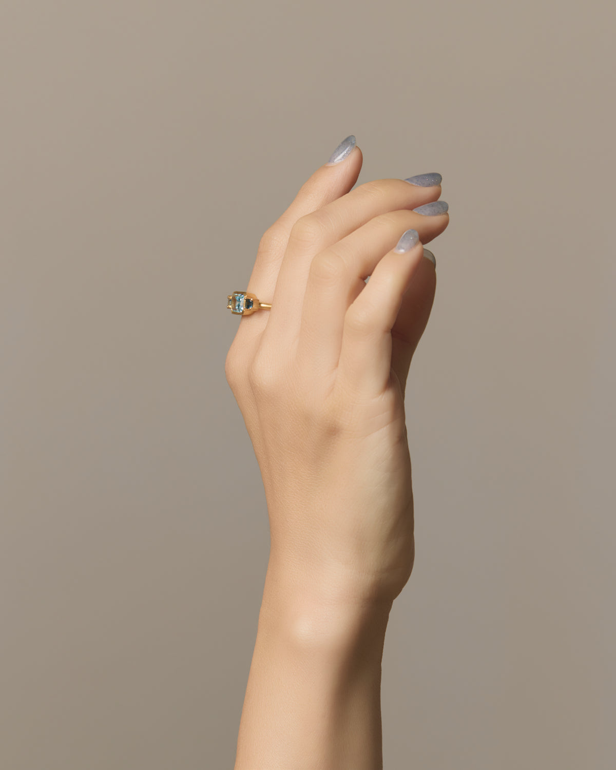 RAW-STONE RING  -  Sky Blue Topaz -  #026