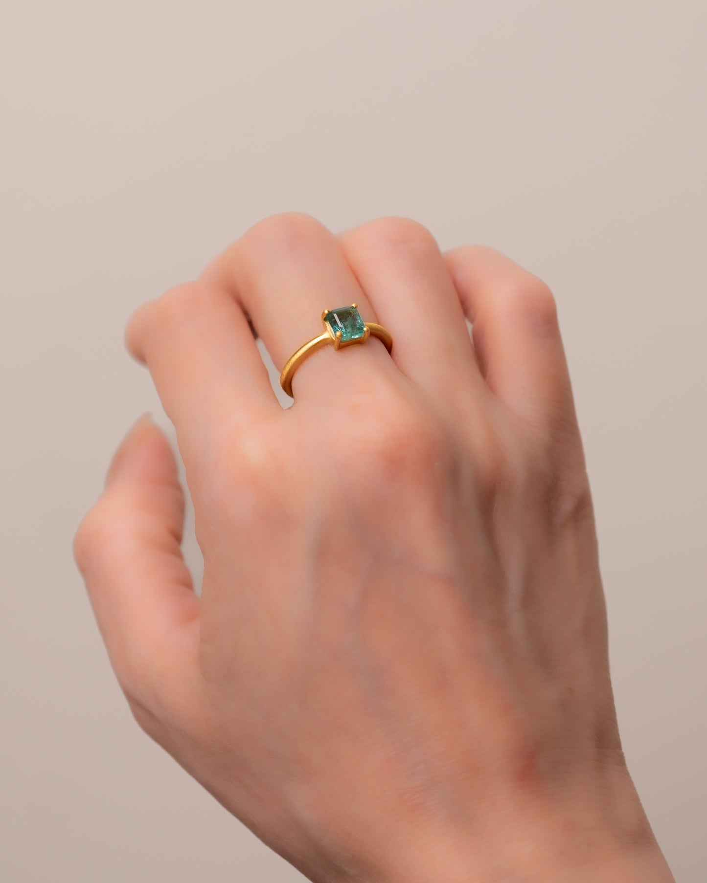 RAW-STONE RING - Emerald -  #1649